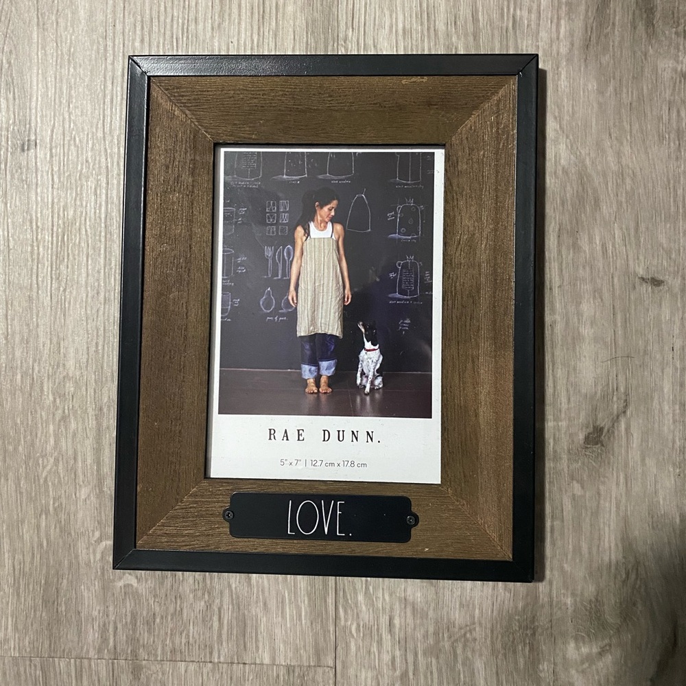 NEW Rae Dunn “Love” Picture Frame - 5 x 7 in.